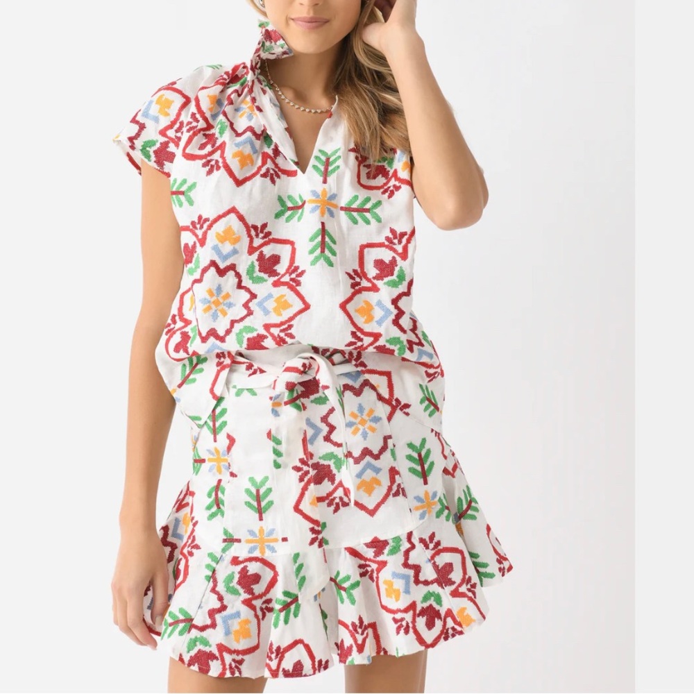 NEVER A WALLFLOWER
Women's Prairie Mini Skirt